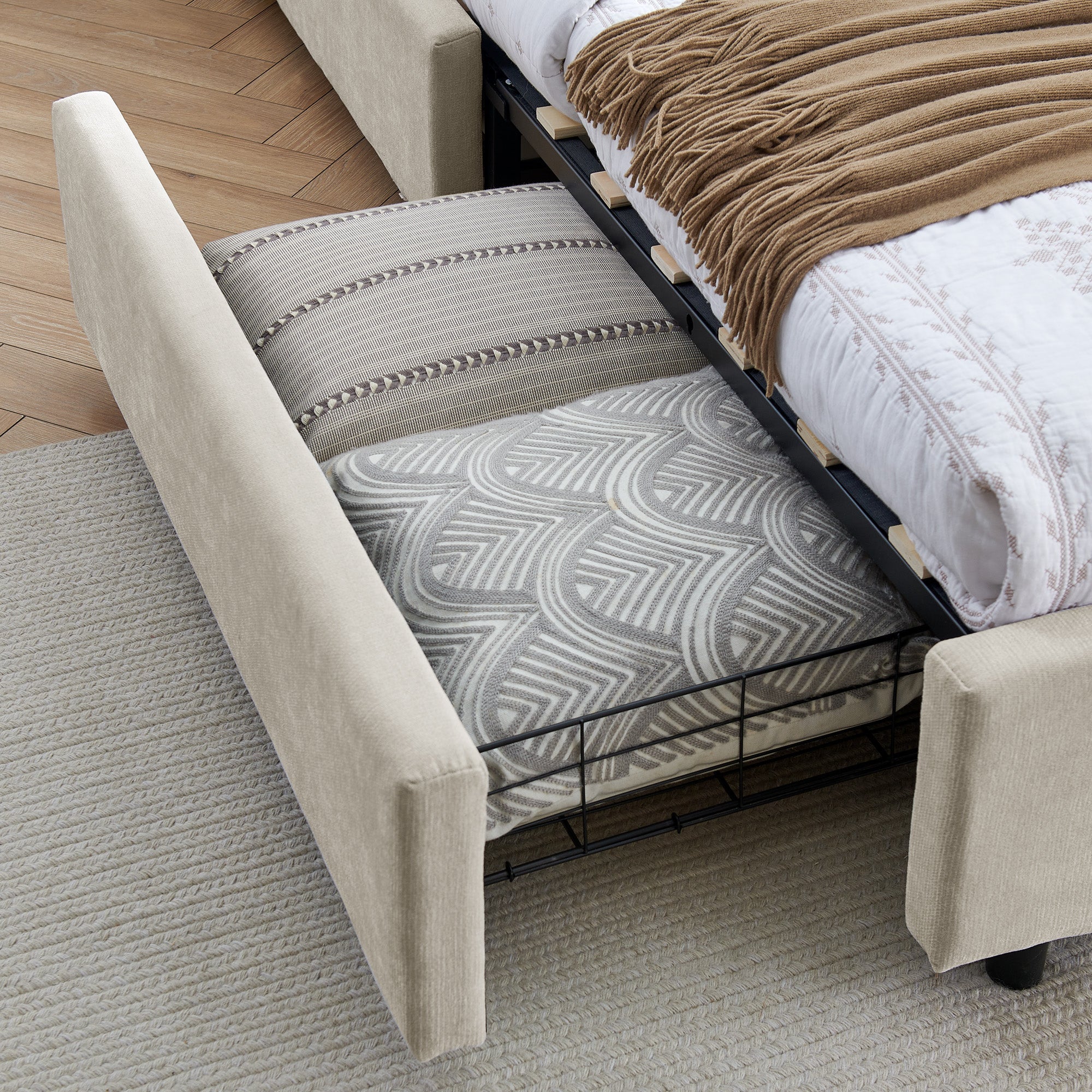 Queen size cushioned bed, comfortable cushioned bed frame, headboard and solid bed frame -  (85 "x 66" x 36 ")