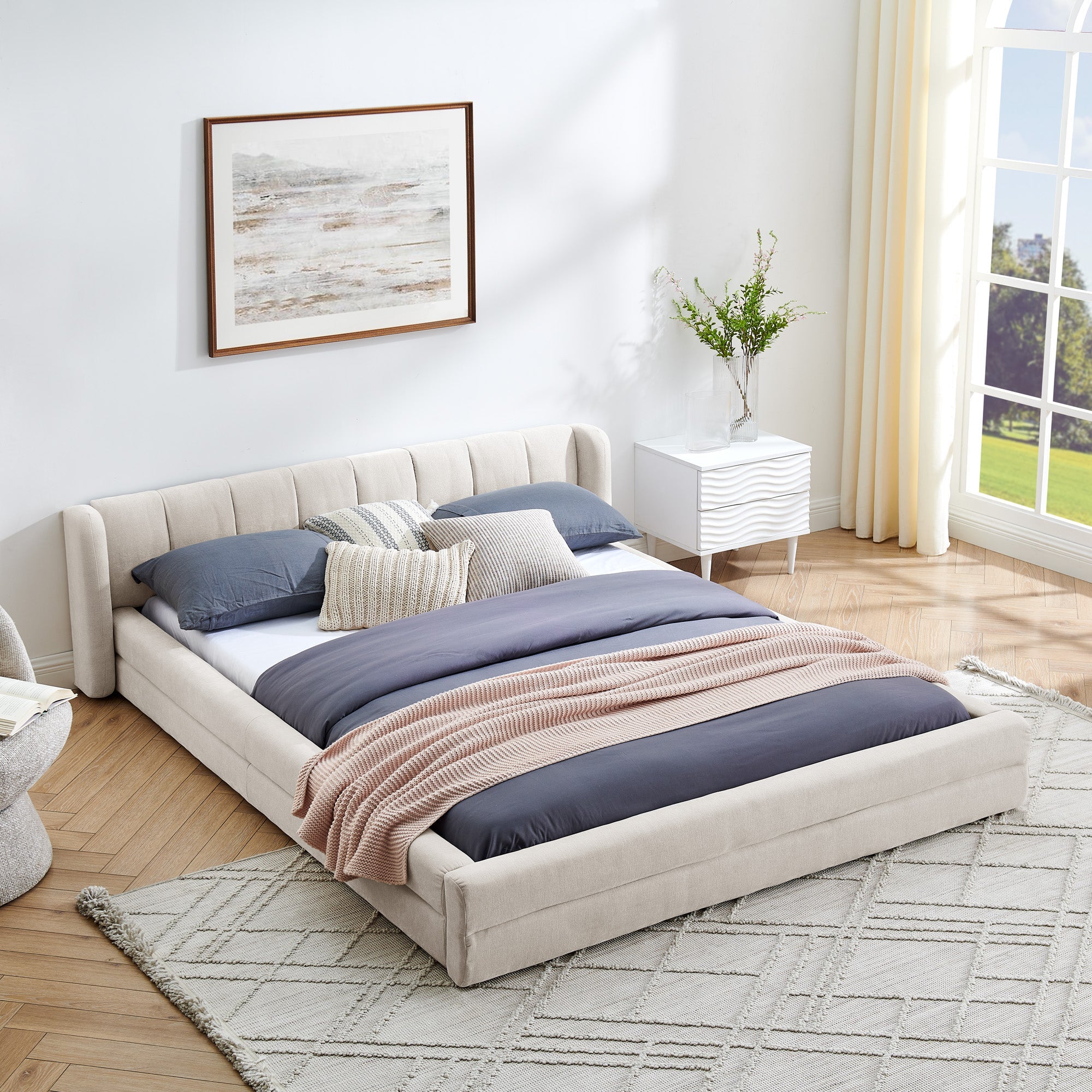 Queen Size Upholstered Bed Frame with Thick Fabric, Chenille Fabric Grounded Queen Size Platform Bed with Headboard and Solid Frame(87''*67''*23.5'')